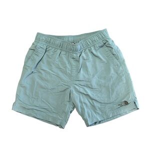 The north face Baggies shorts size S/P